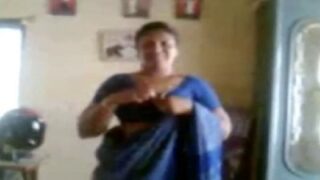 Village wife saree fuck thuki kuthiyil ilam aan ookum porn video